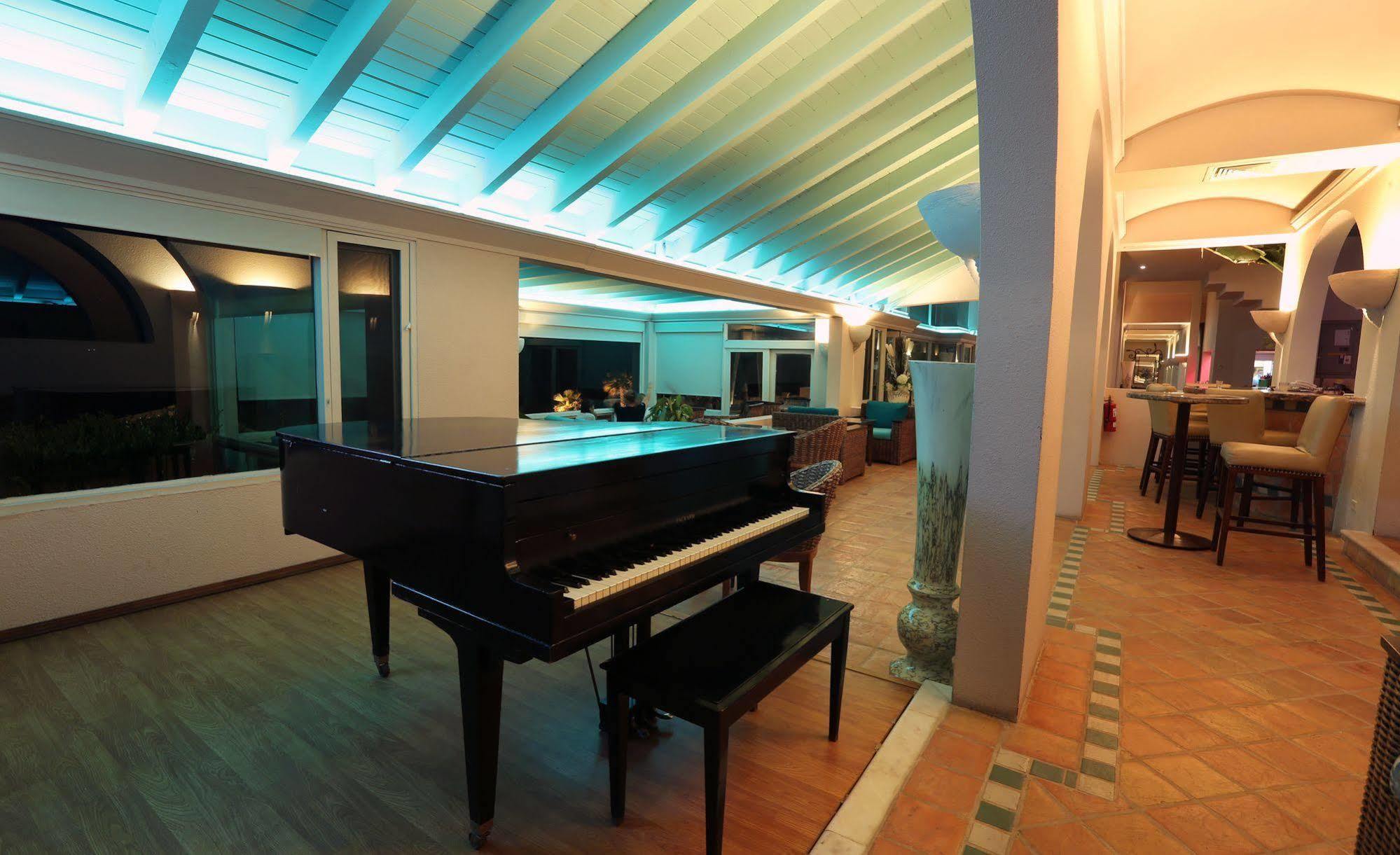 Hotel Las Rosas & Spa Ensenada Eksteriør billede