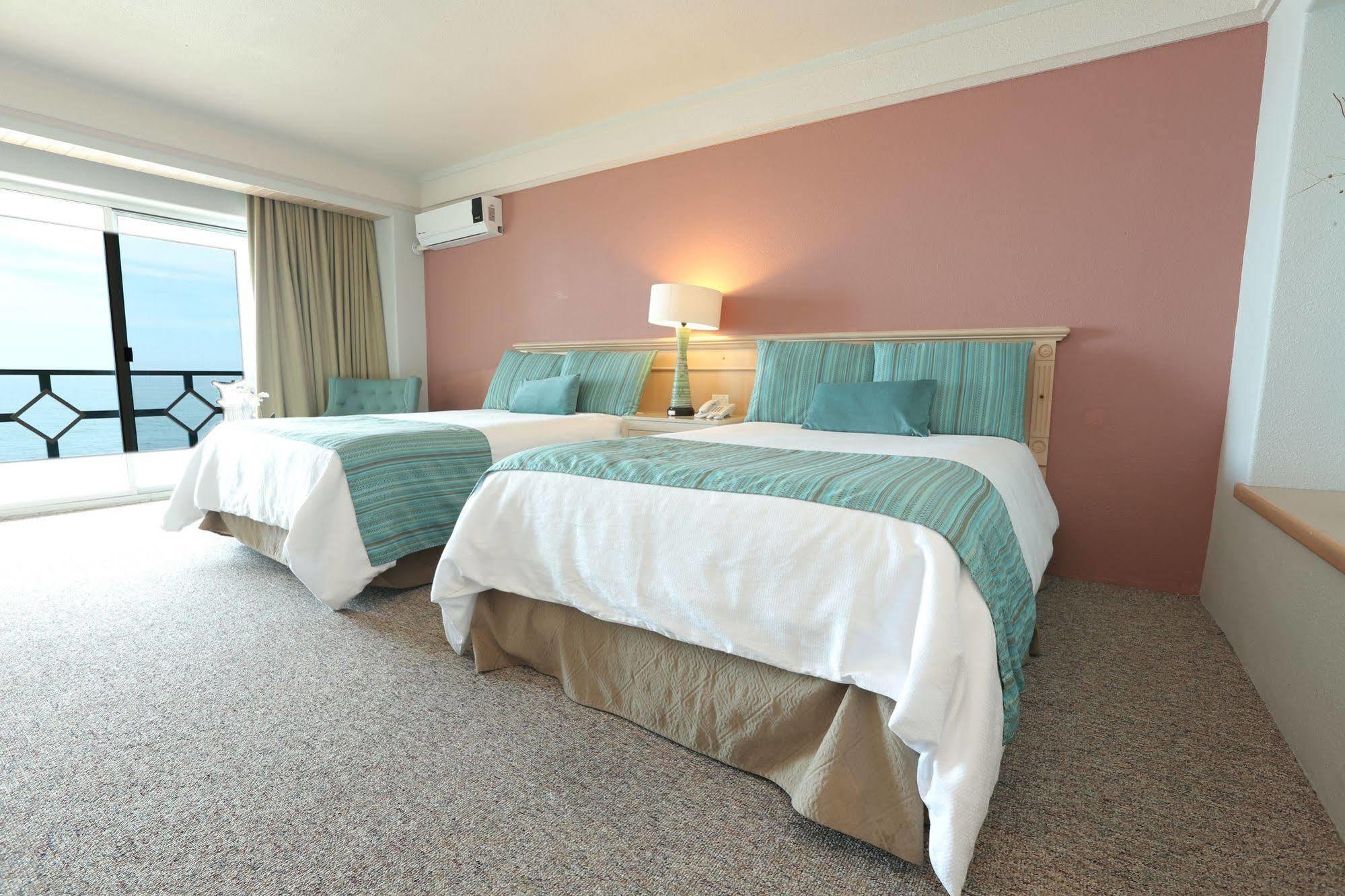 Hotel Las Rosas & Spa Ensenada Eksteriør billede